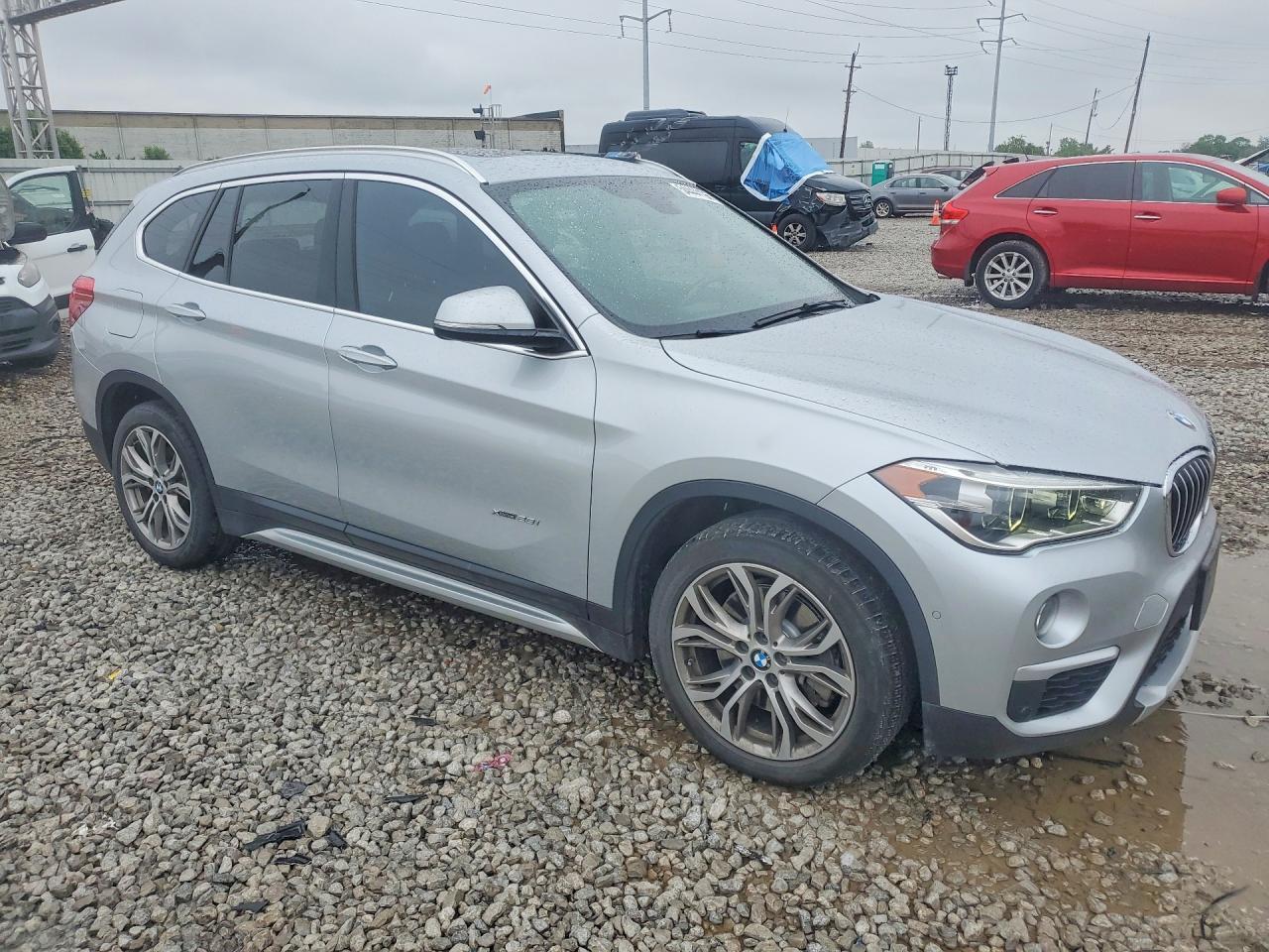 2016 BMW X1 xDrive28I - zdjęcie 4