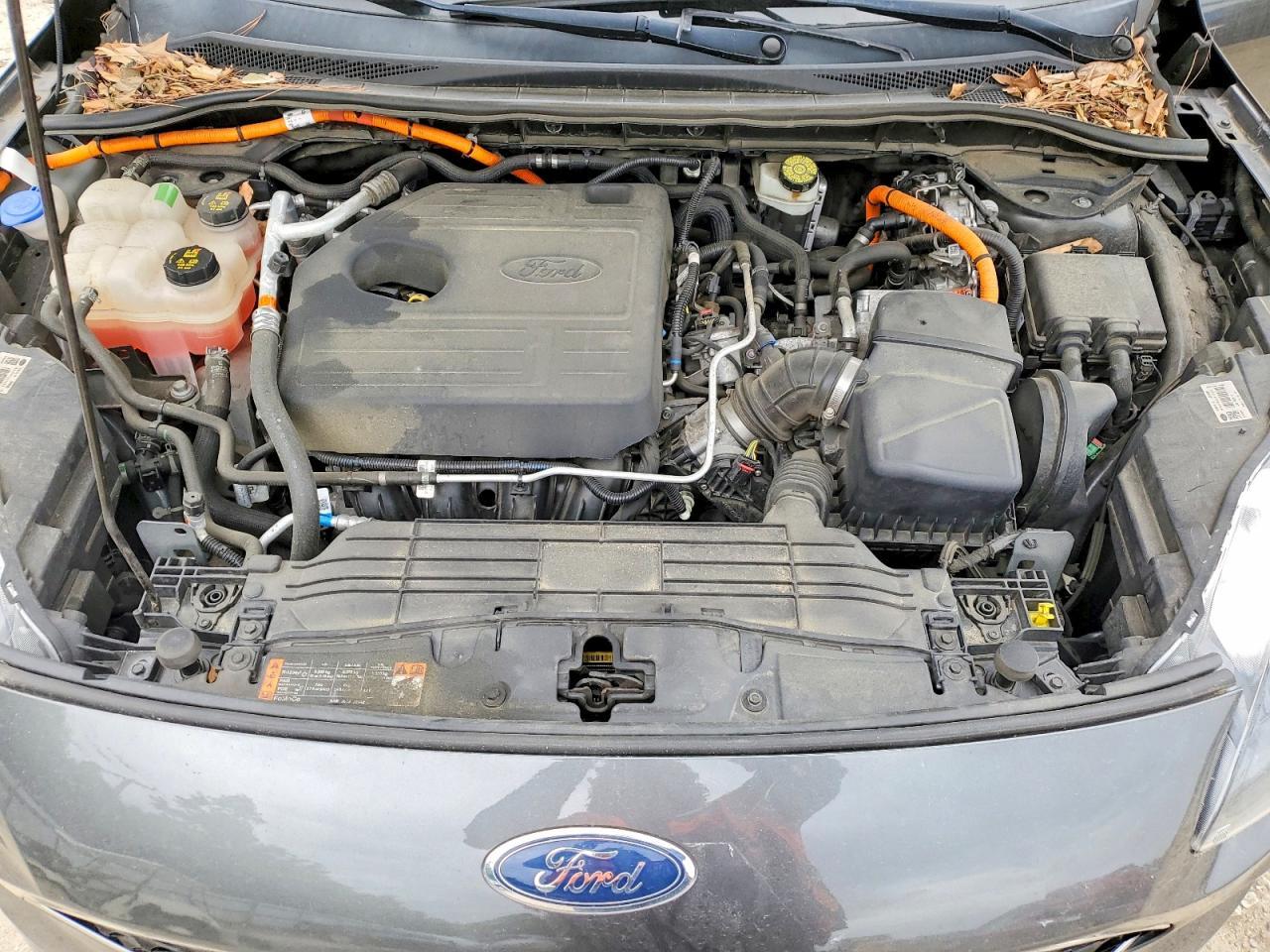 2020 Ford Escape Titanium - zdjęcie 12