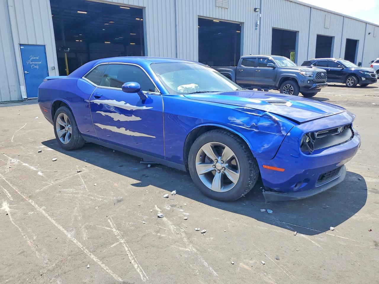 2021 Dodge Challenger Sxt - zdjęcie 4