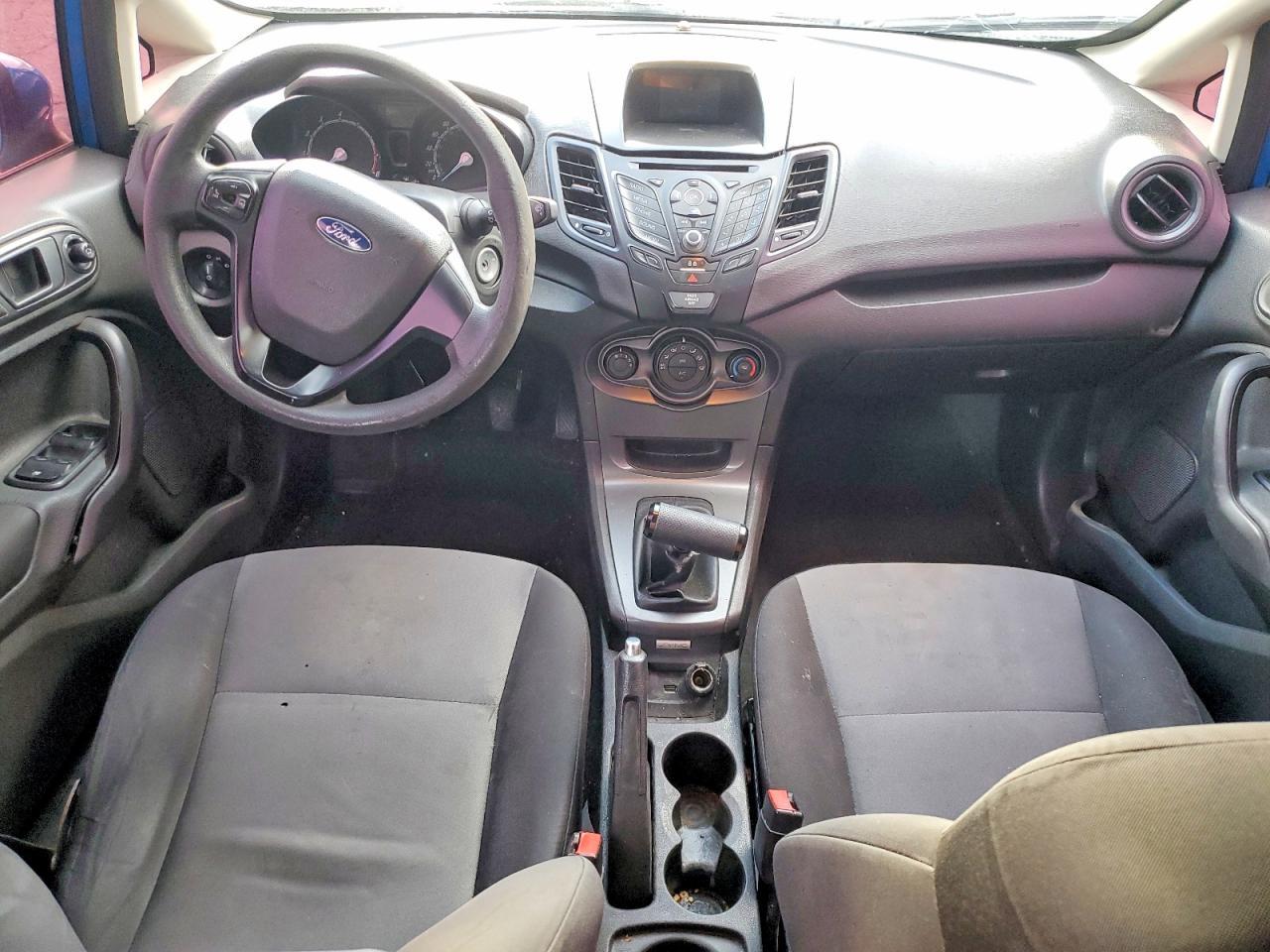 2016 Ford Fiesta S - zdjęcie 8