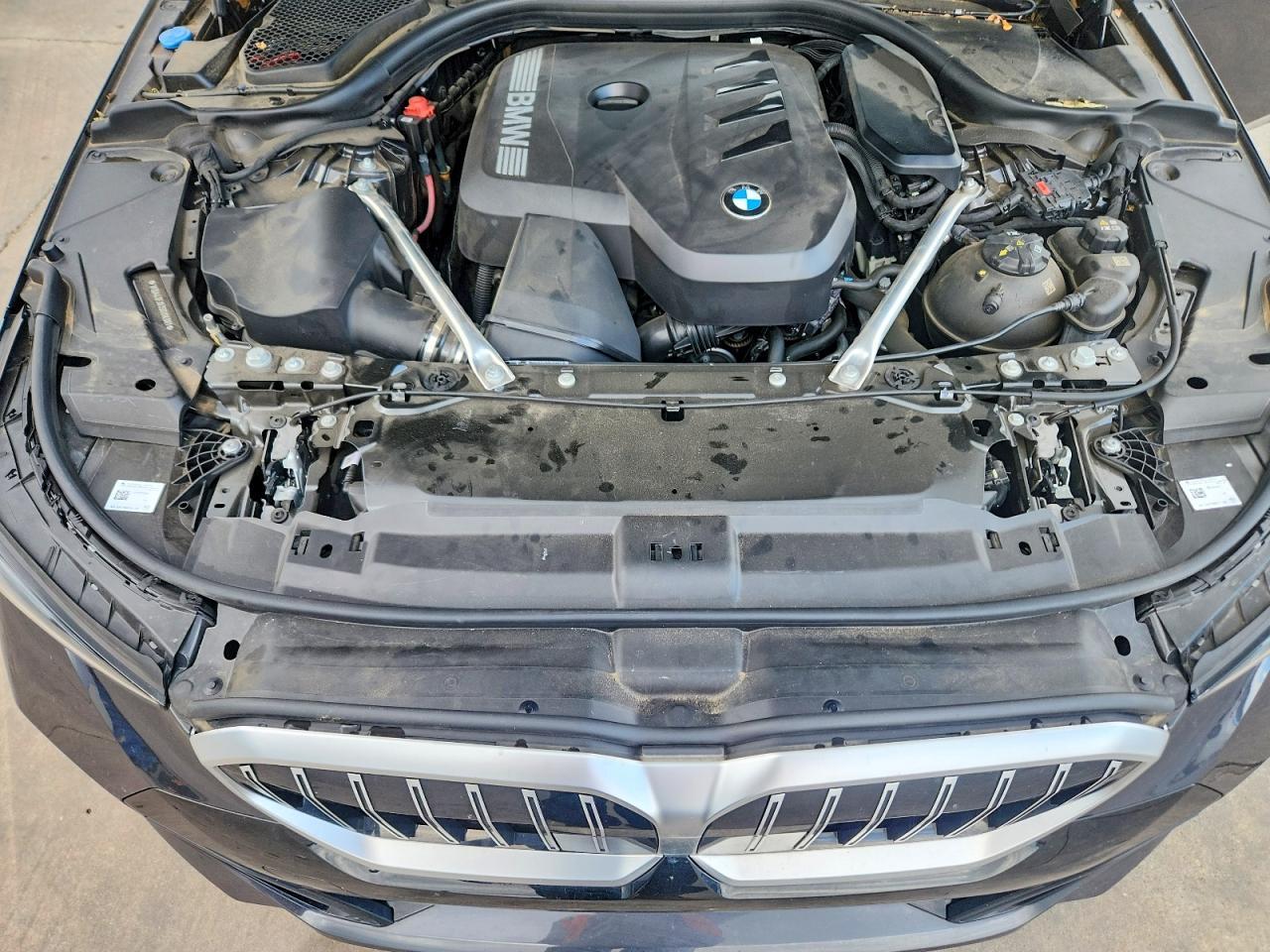 2025 BMW 530 I - zdjęcie 11