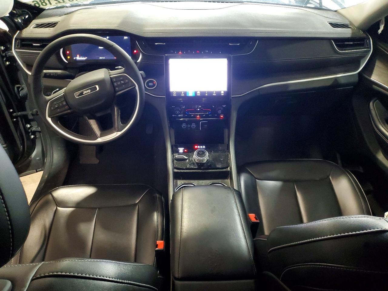 2024 Jeep Grand Cherokee Limited - zdjęcie 8