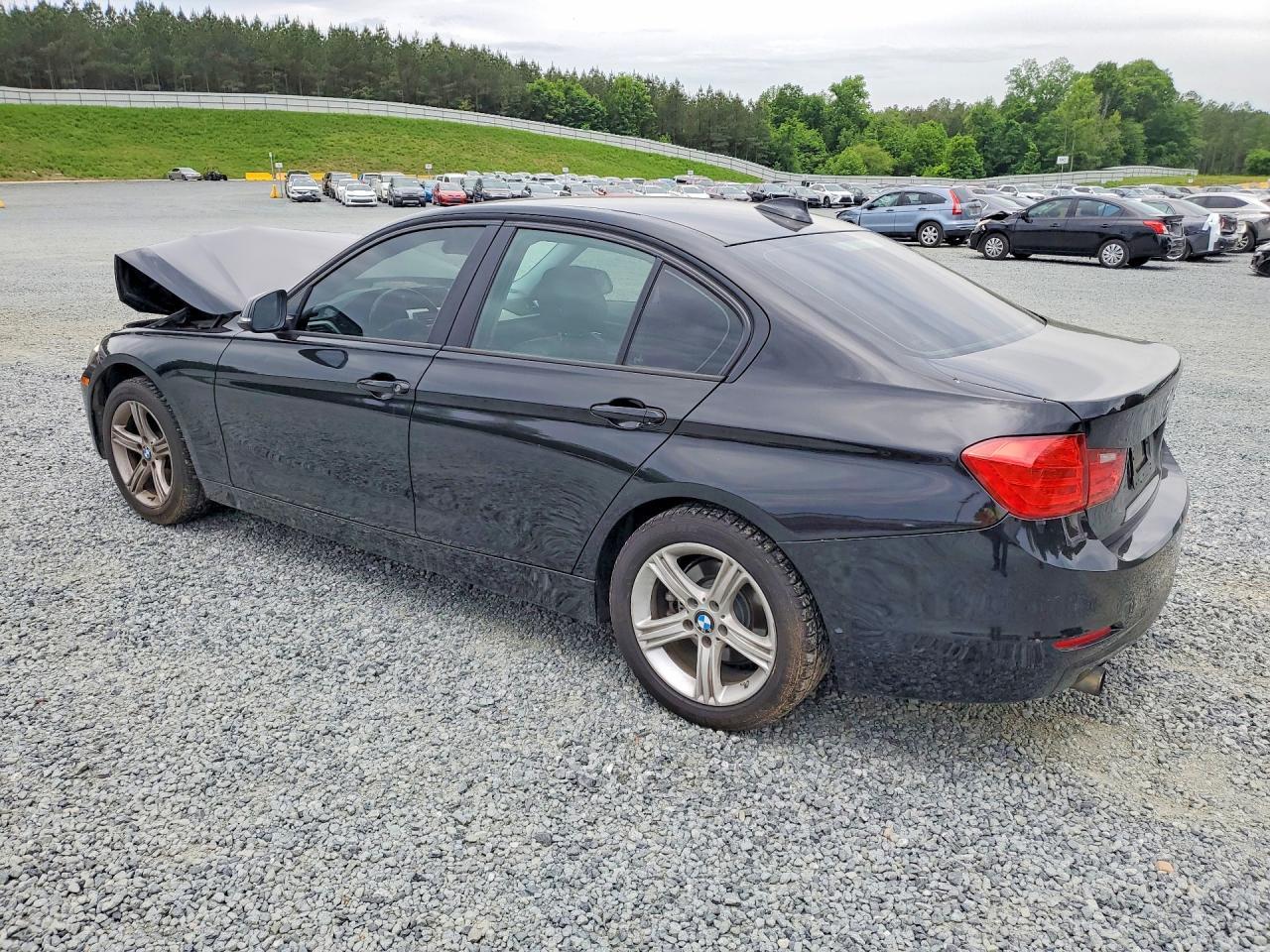 2015 BMW 320 I - zdjęcie 2