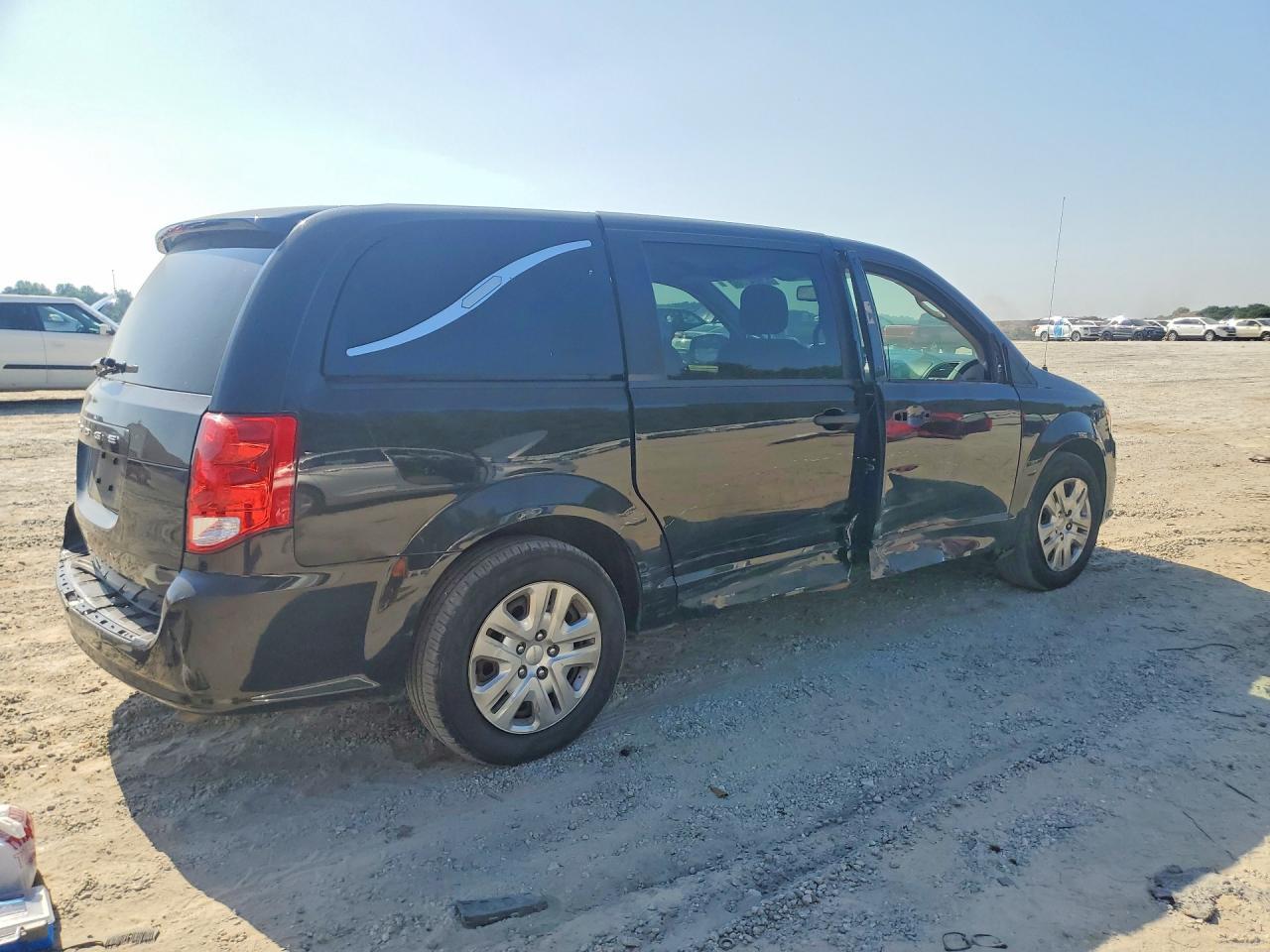 2019 Dodge Grand Caravan Se - zdjęcie 3