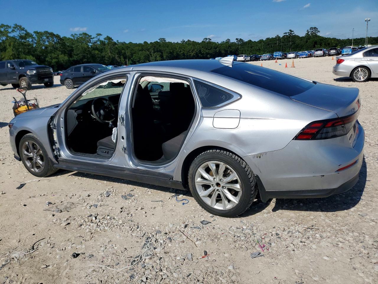 2023 Honda Accord Ex - zdjęcie 2