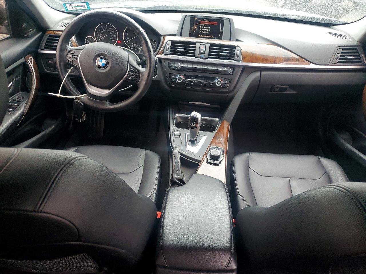2015 BMW Seria 3 328i - zdjęcie 8