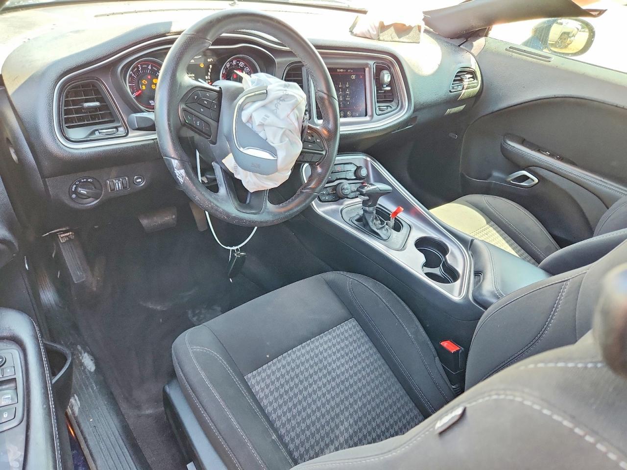 2017 Dodge Challenger Sxt - zdjęcie 8