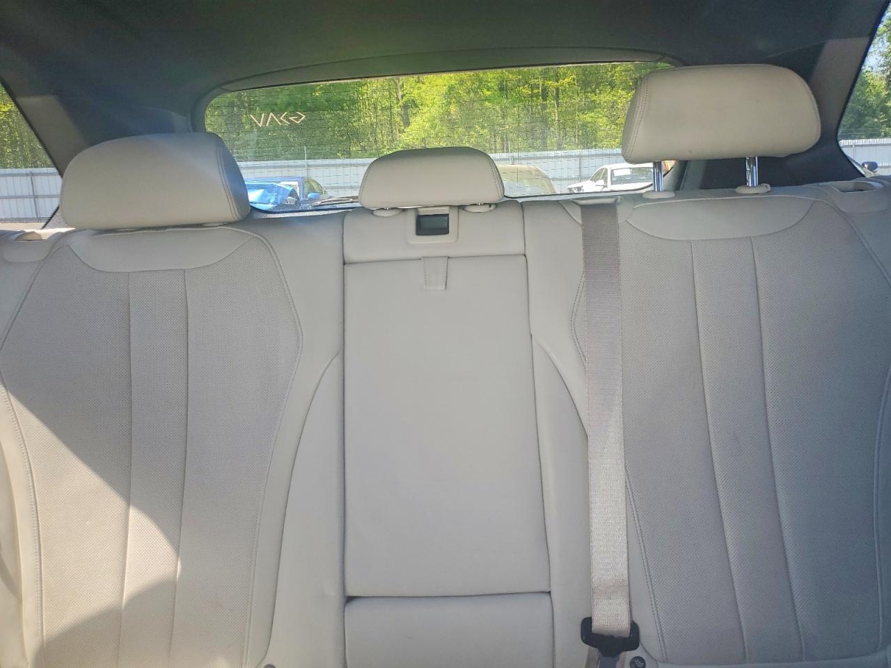 2017 BMW X5 xDrive35I - zdjęcie 10