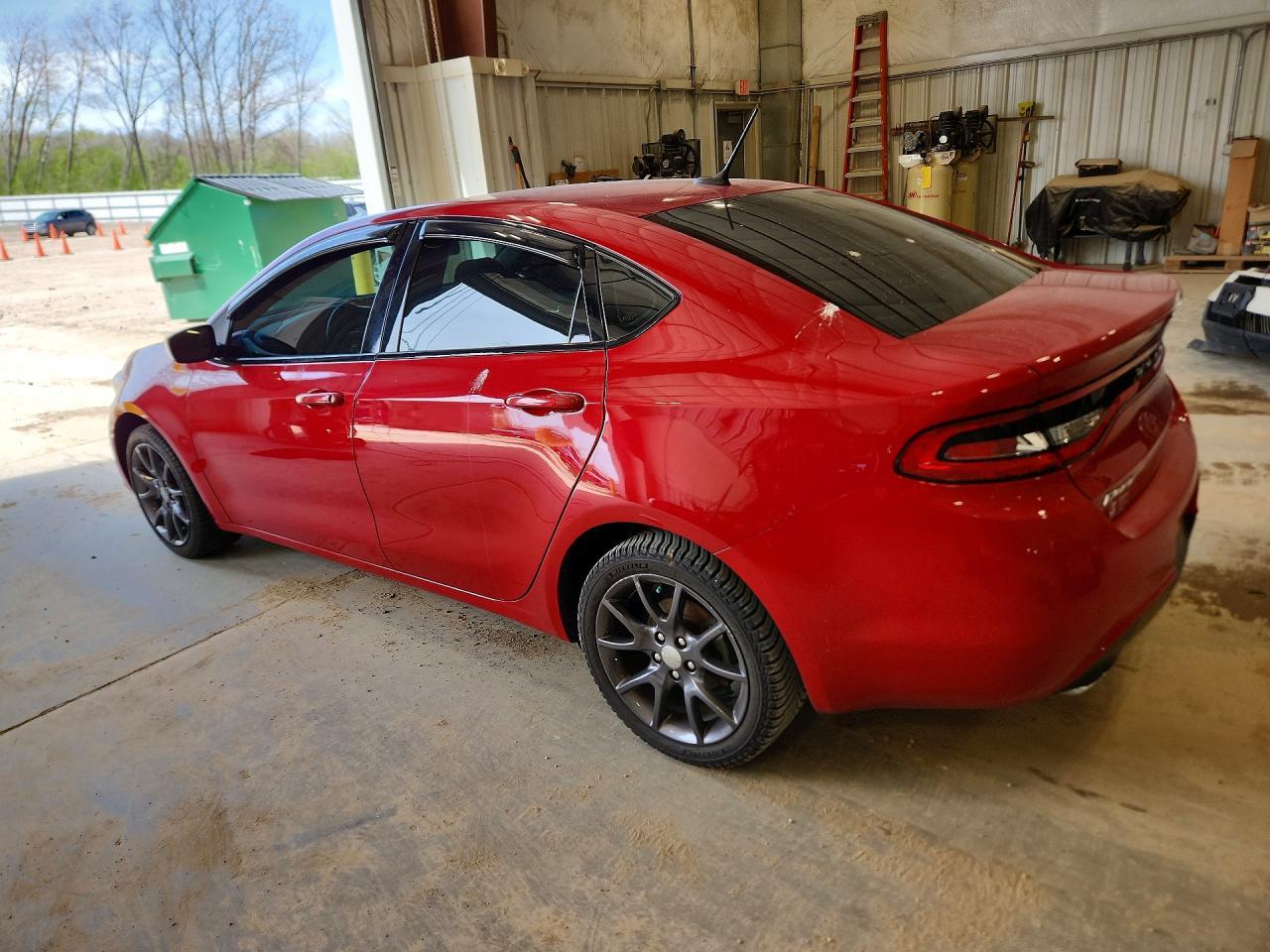 2016 Dodge Dart Sxt - zdjęcie 2