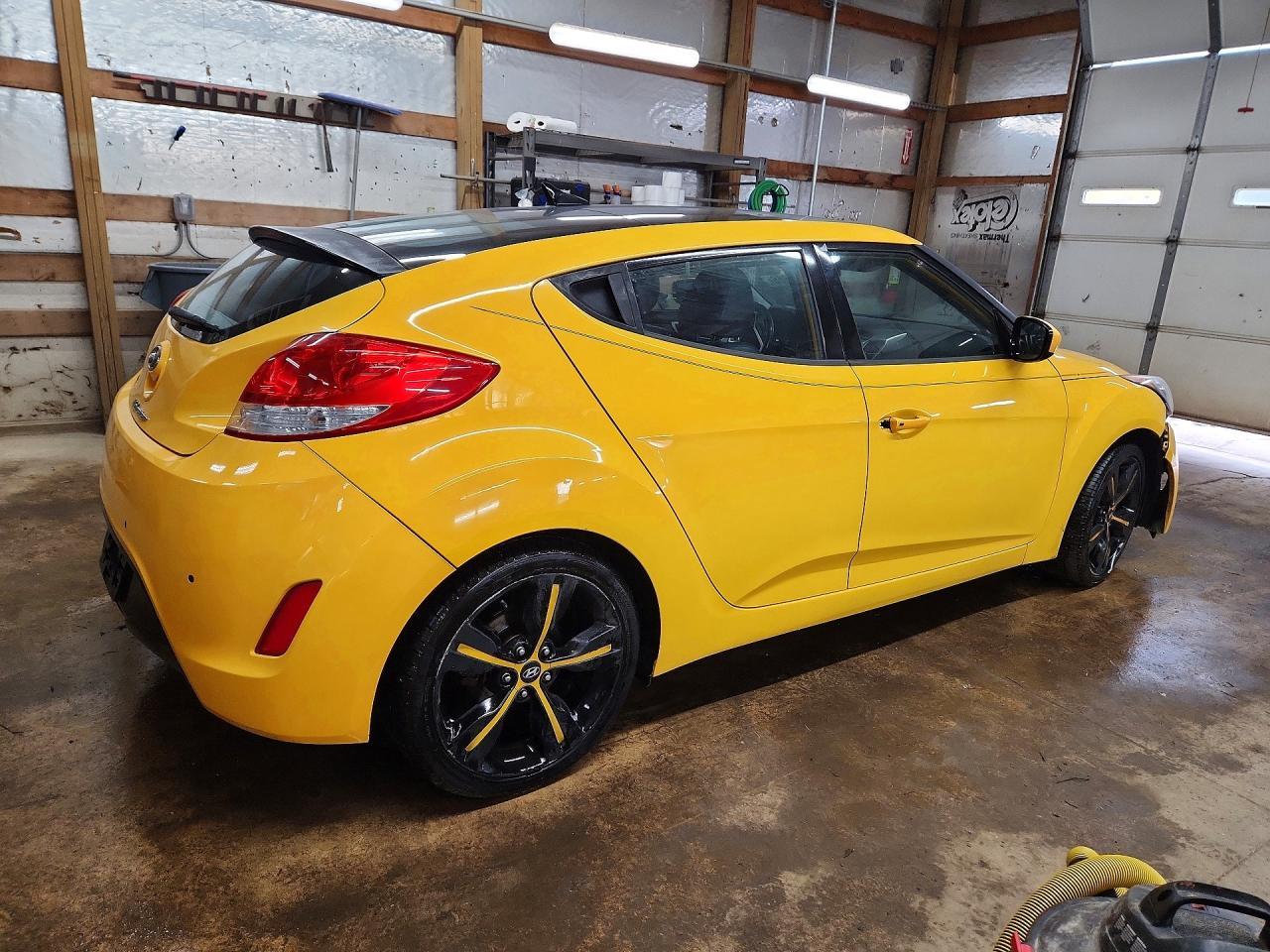 2014 Hyundai Veloster Base - zdjęcie 3