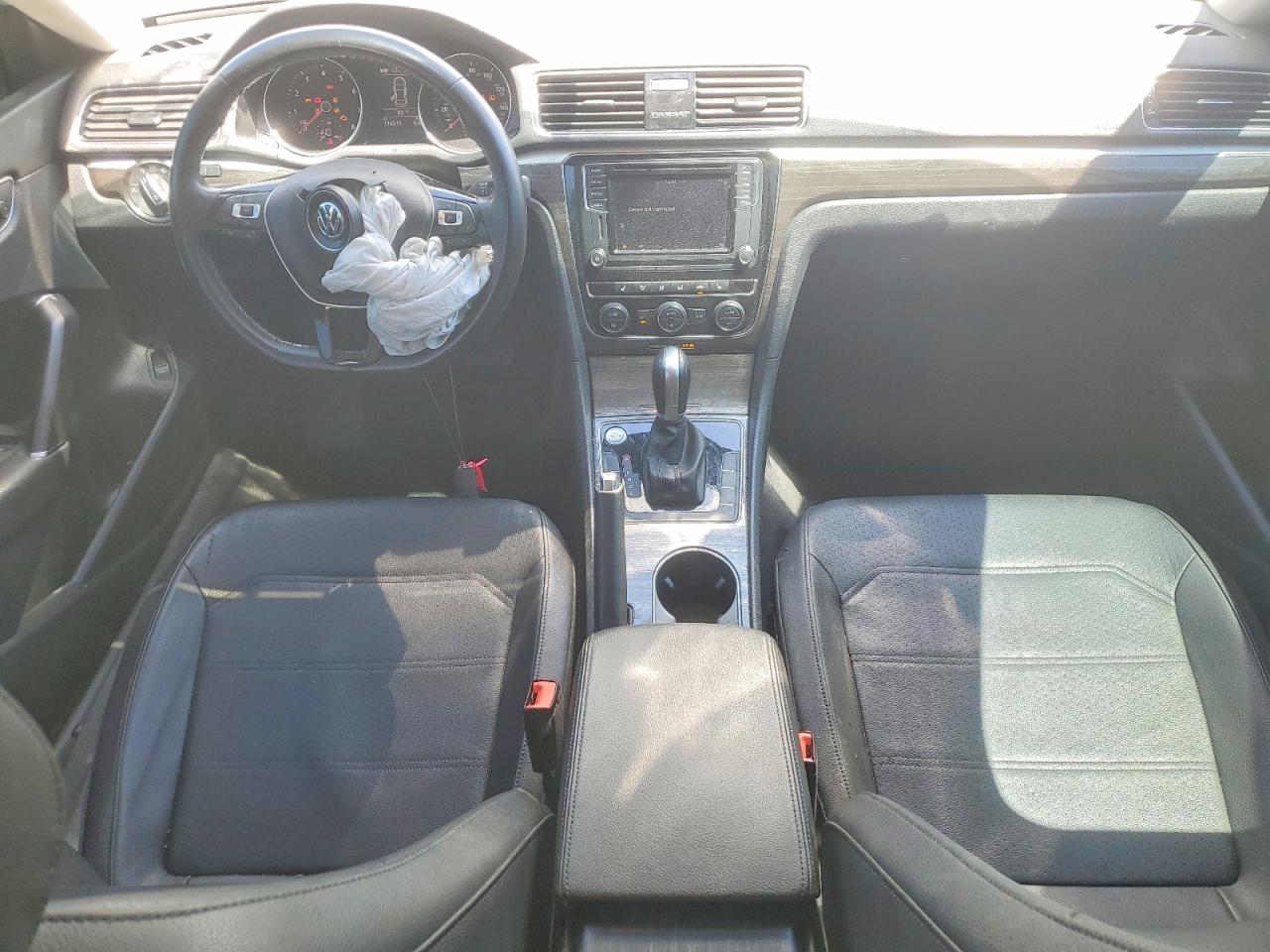 2018 Volkswagen Passat Se - zdjęcie 8