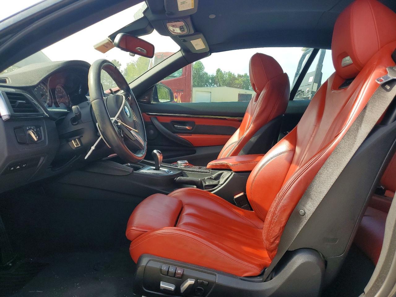 2016 BMW M4 - zdjęcie 7