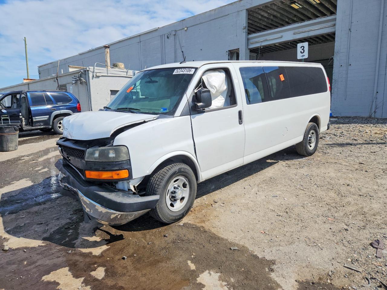 2013 Chevrolet Express - zdjęcie główne
