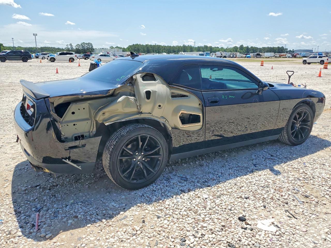 2018 Dodge Challenger R - zdjęcie 3