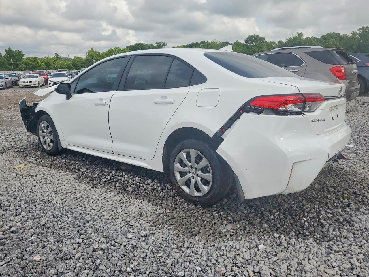 2026 Toyota Corolla Le - zdjęcie 2