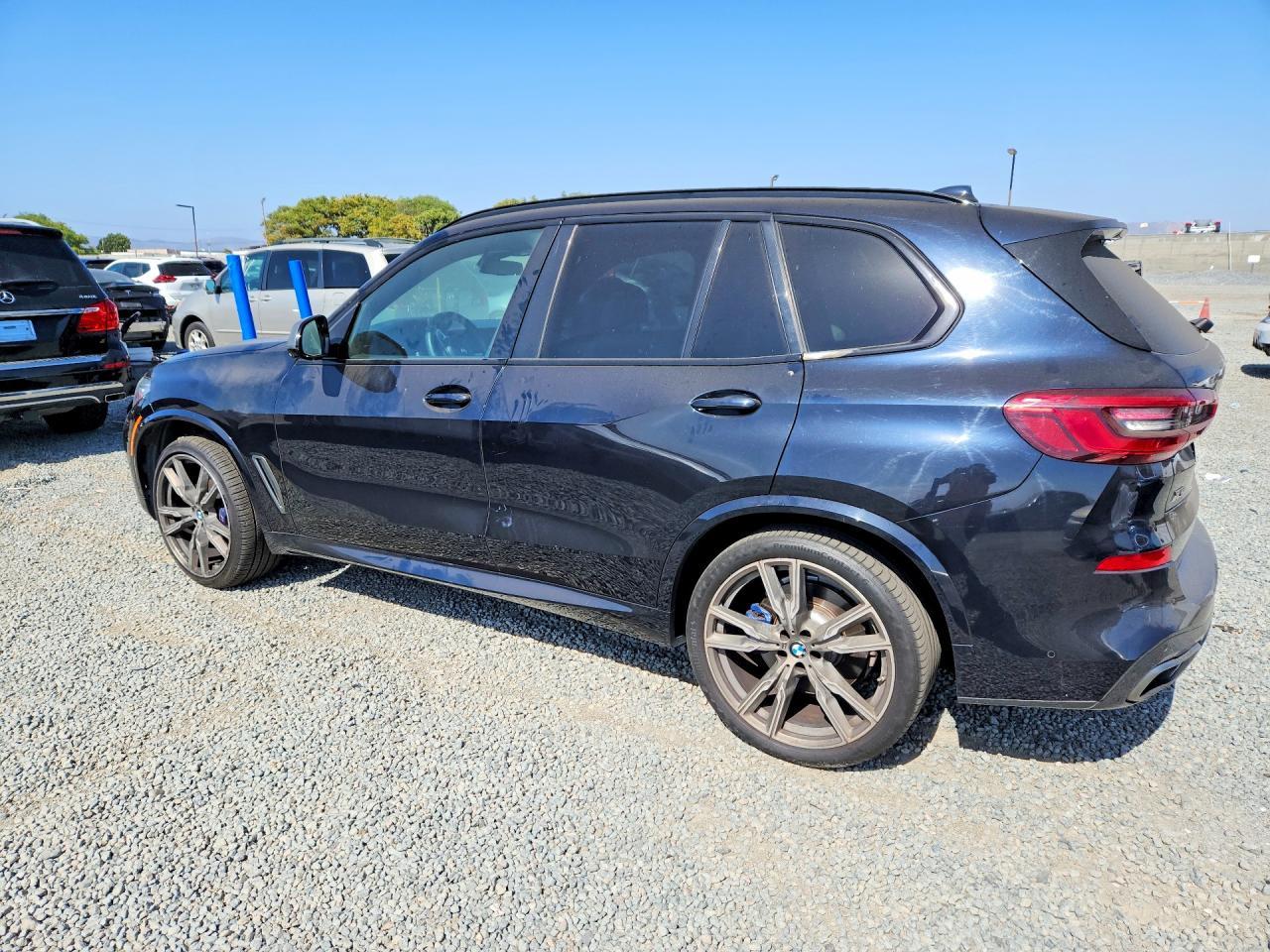 2020 BMW X5 M50I - zdjęcie 2