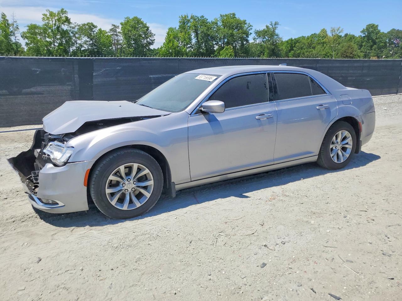 2016 Chrysler 300 Limited - zdjęcie główne