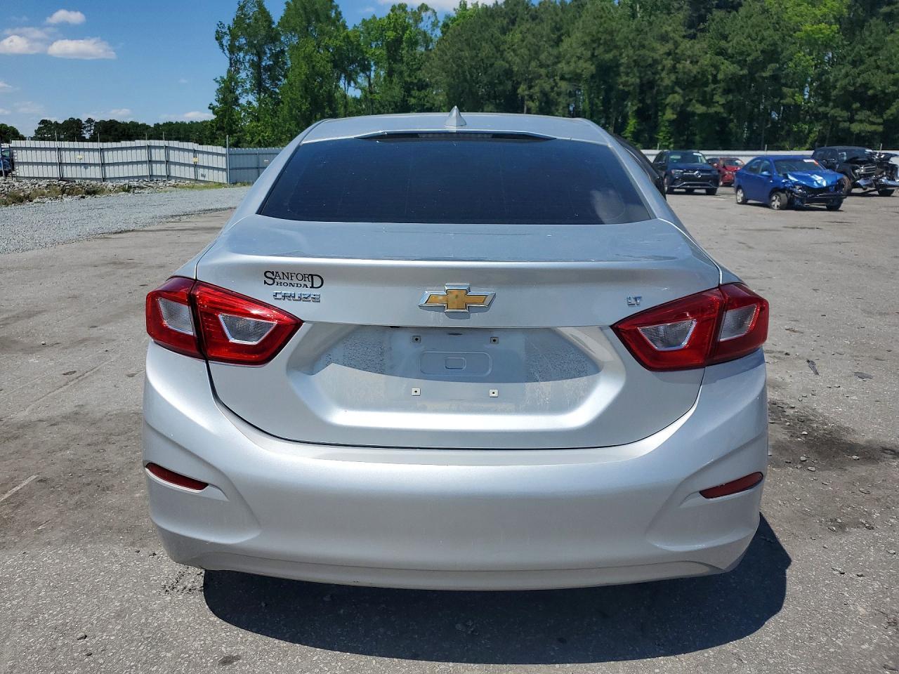 2017 Chevrolet Cruze Lt - zdjęcie 6