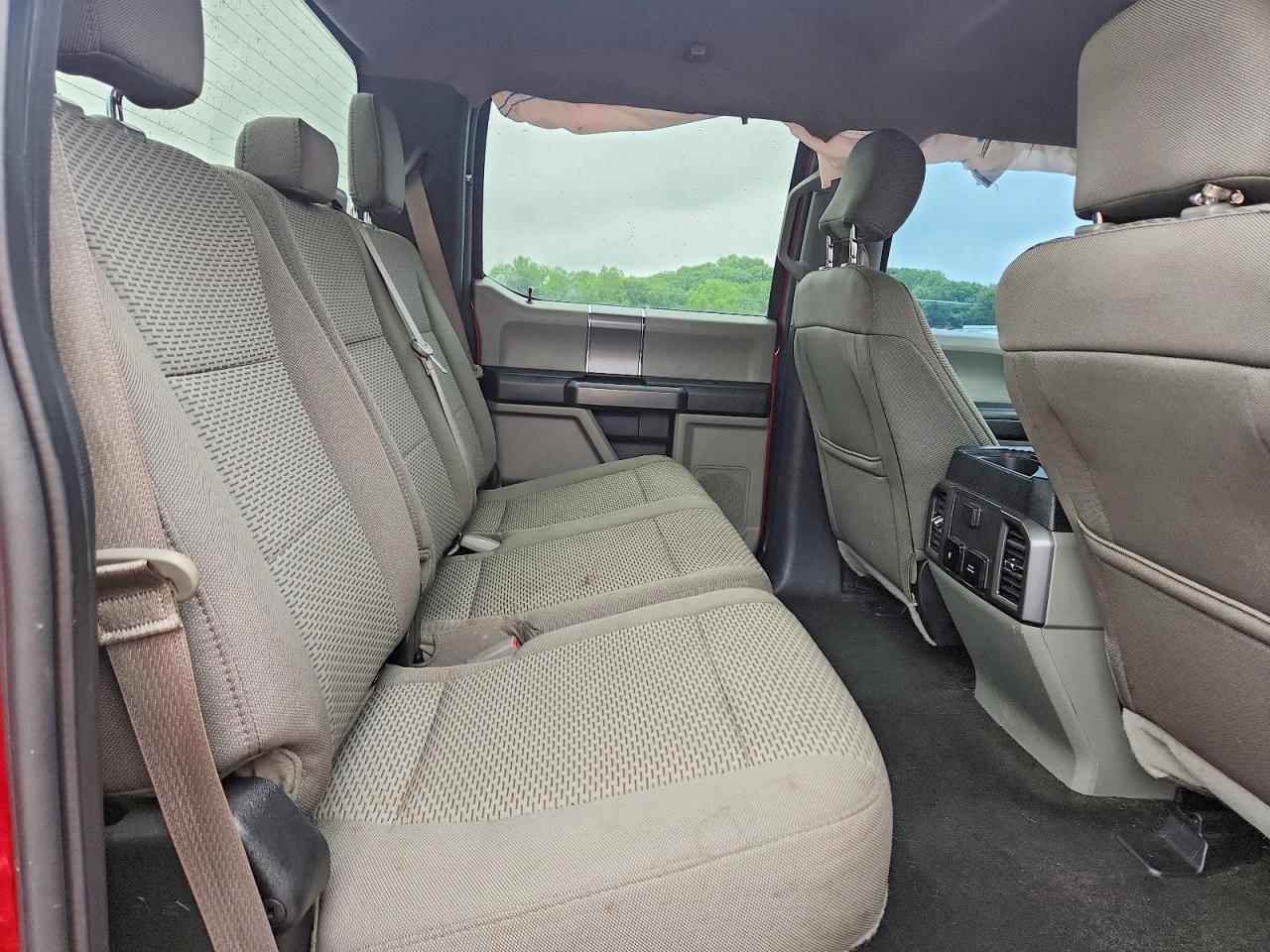 2018 Ford F250 Super Duty - zdjęcie 10