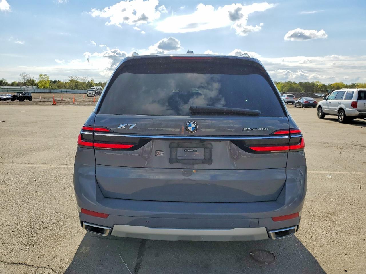 2025 BMW X7 xDrive40I - zdjęcie 6