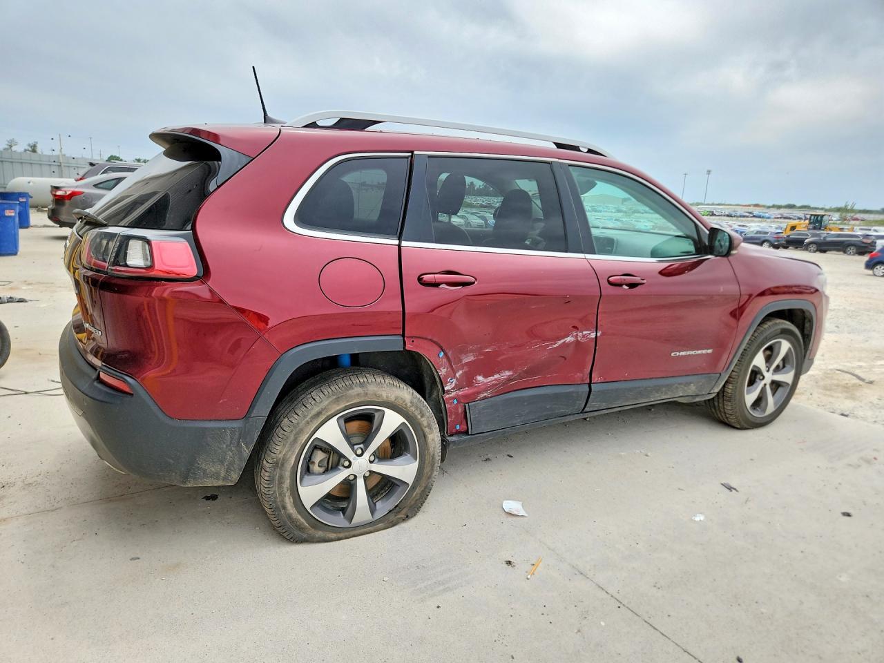 2019 Jeep Cherokee Limited - zdjęcie 3