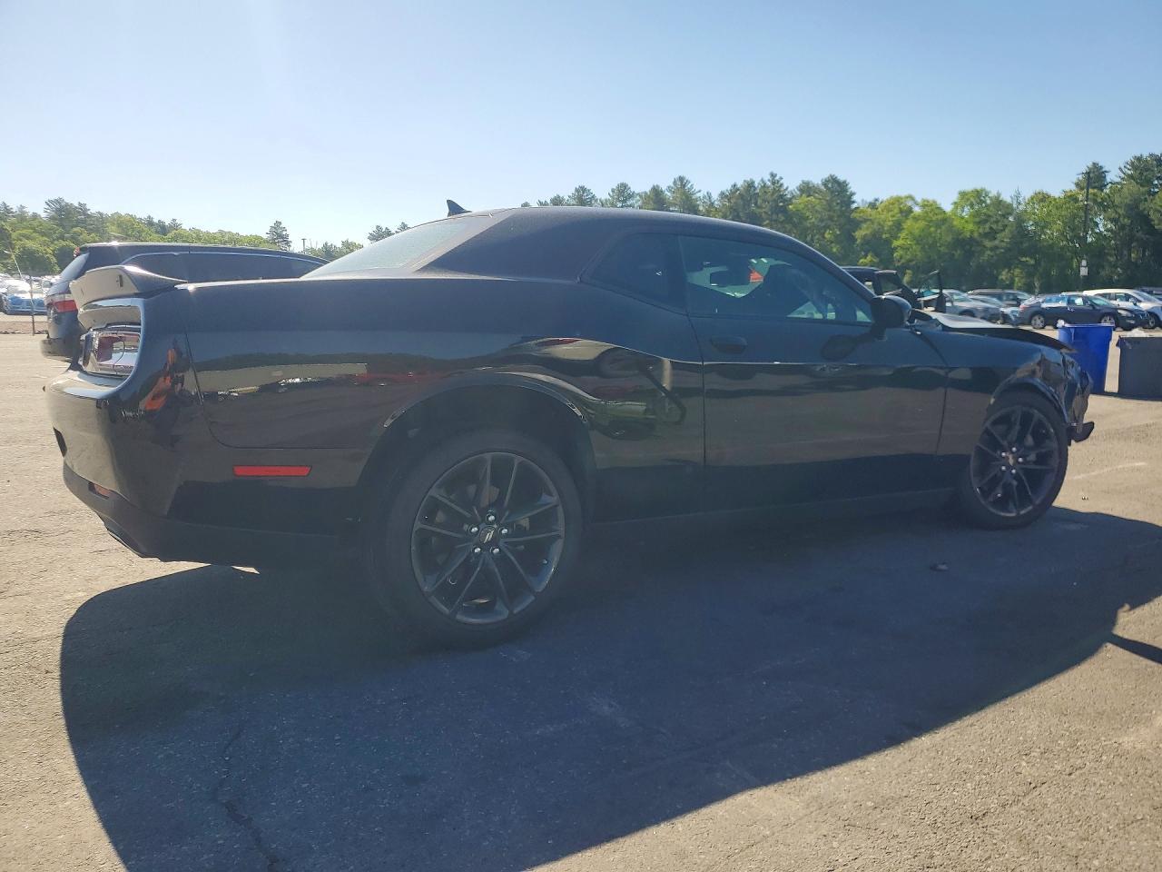 2021 Dodge Challenger Sxt - zdjęcie 3