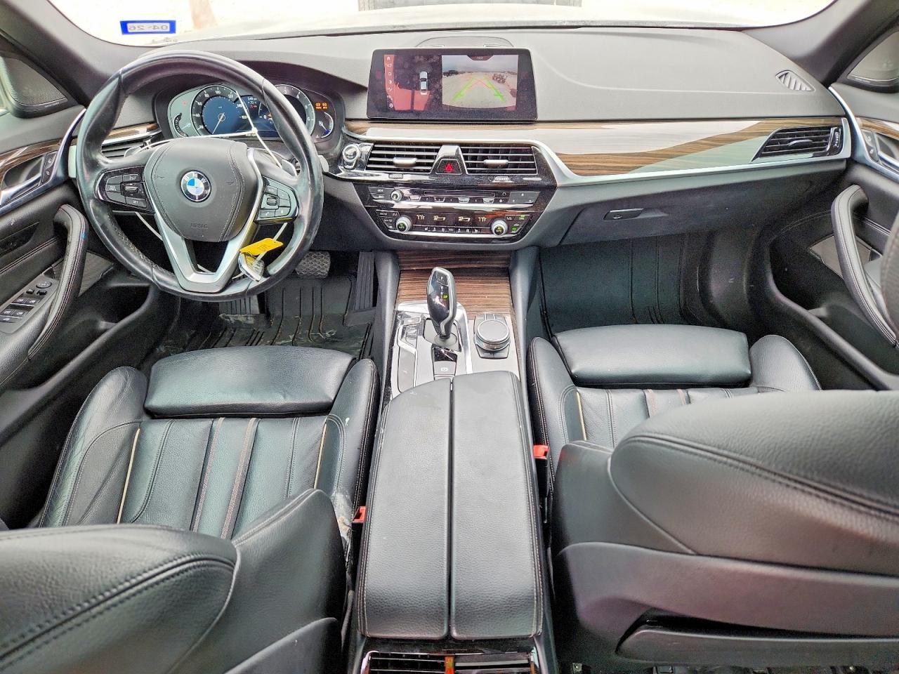 2018 BMW 530 I - zdjęcie 8