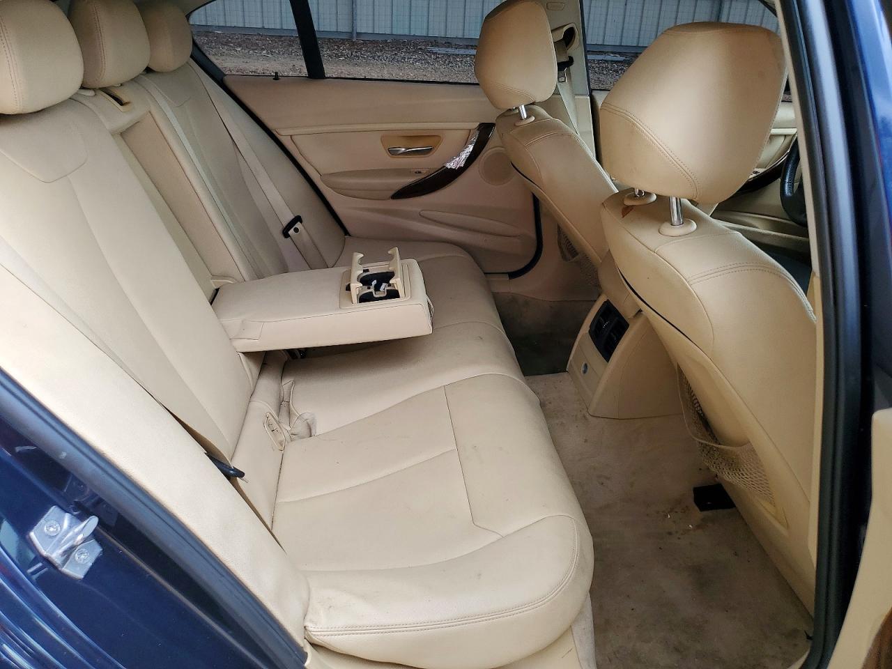 2013 BMW 328 I - zdjęcie 10