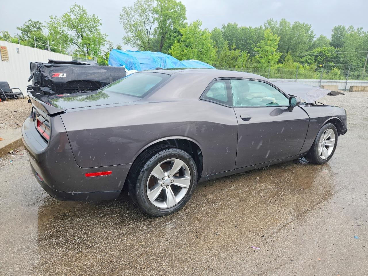 2021 Dodge Challenger Sxt - zdjęcie 3