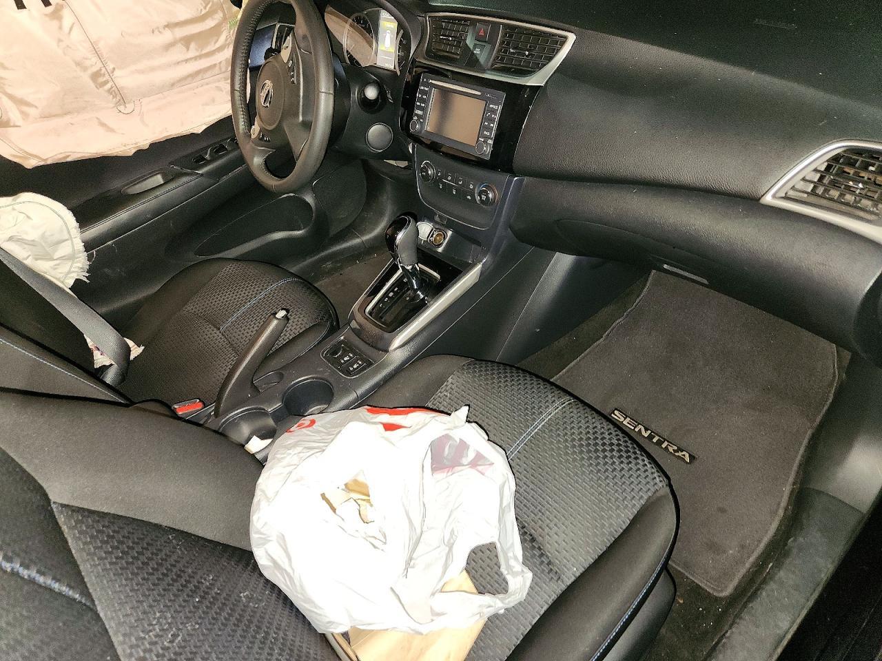 2016 Nissan Sentra Sr - zdjęcie 13
