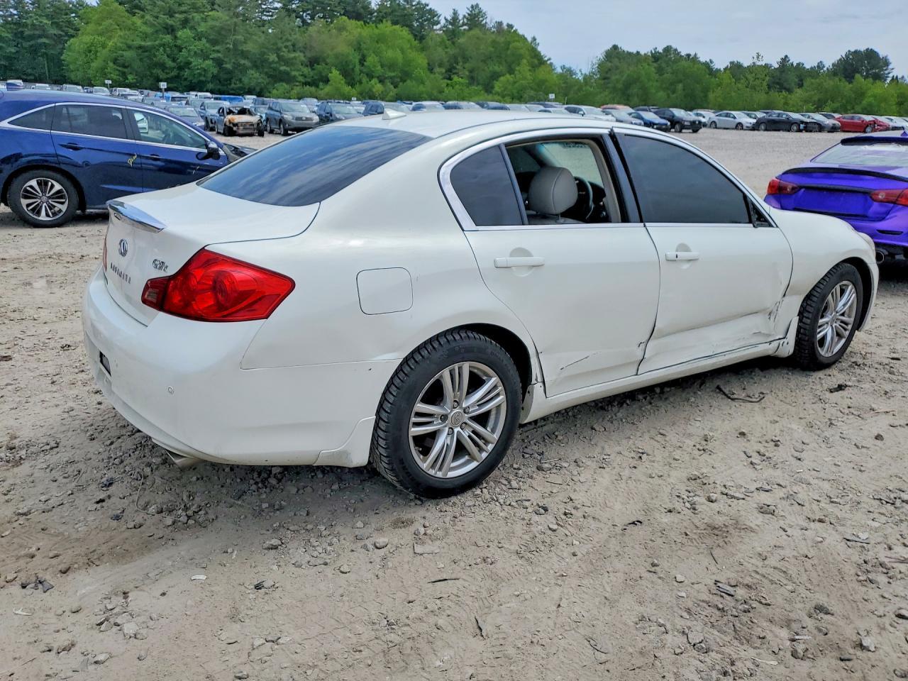 2013 Infiniti G37 Sedan X - zdjęcie 3