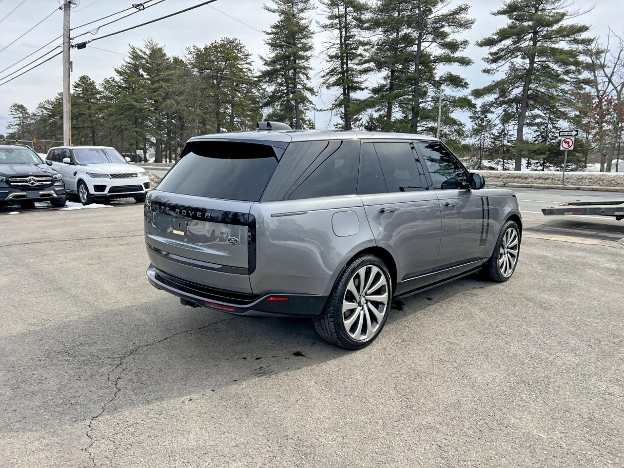 2023 Land Rover Range Rover Se - zdjęcie 4
