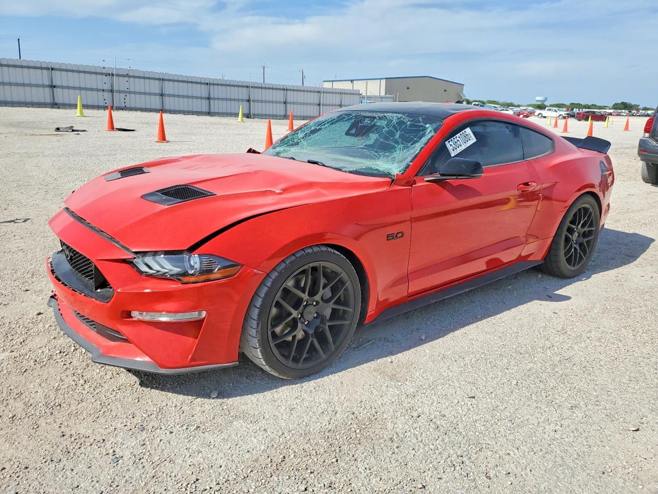 2022 Ford Mustang Gt - zdjęcie główne