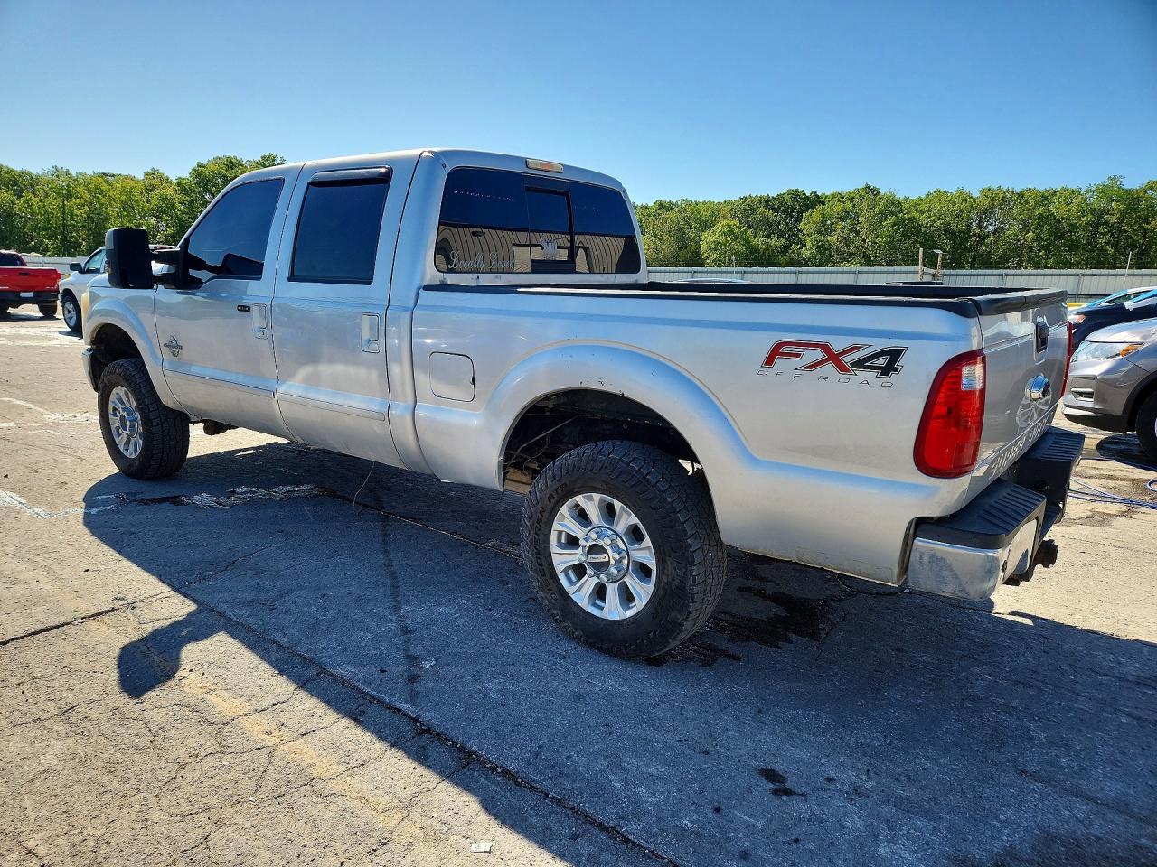 2013 Ford F250 Super Duty - zdjęcie 2