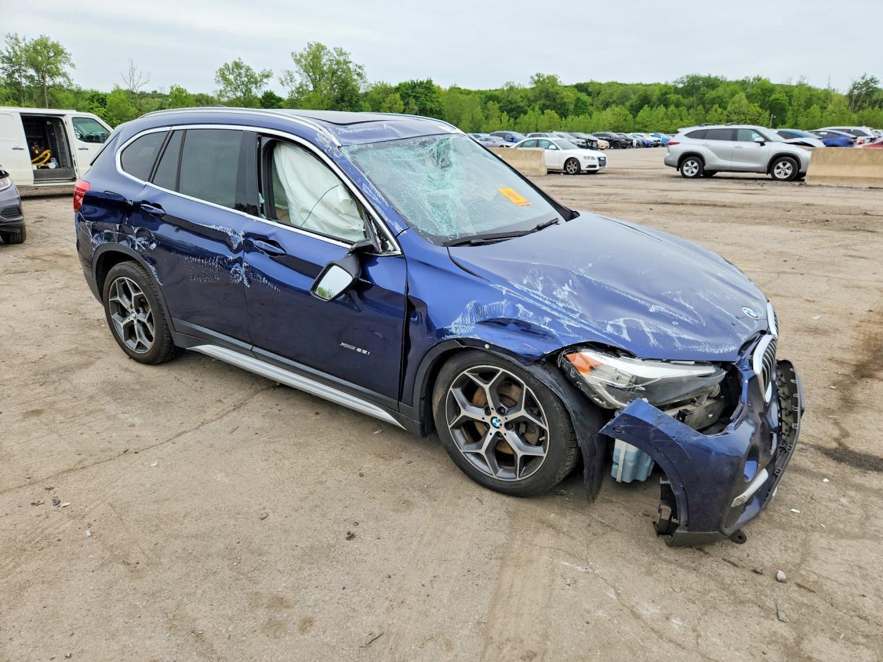 2016 BMW X1 xDrive28I - zdjęcie 4