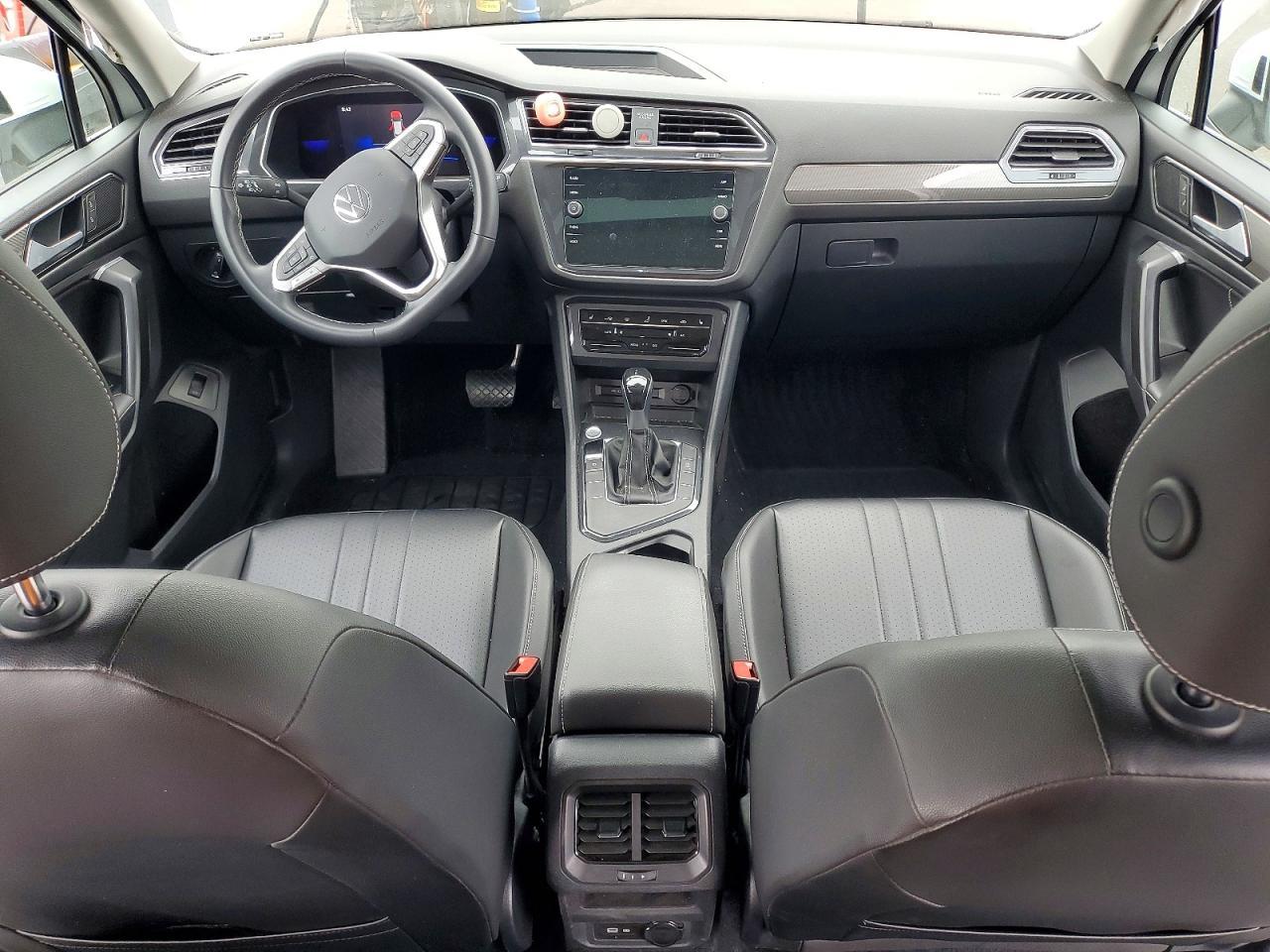 2022 Volkswagen Tiguan - zdjęcie 8