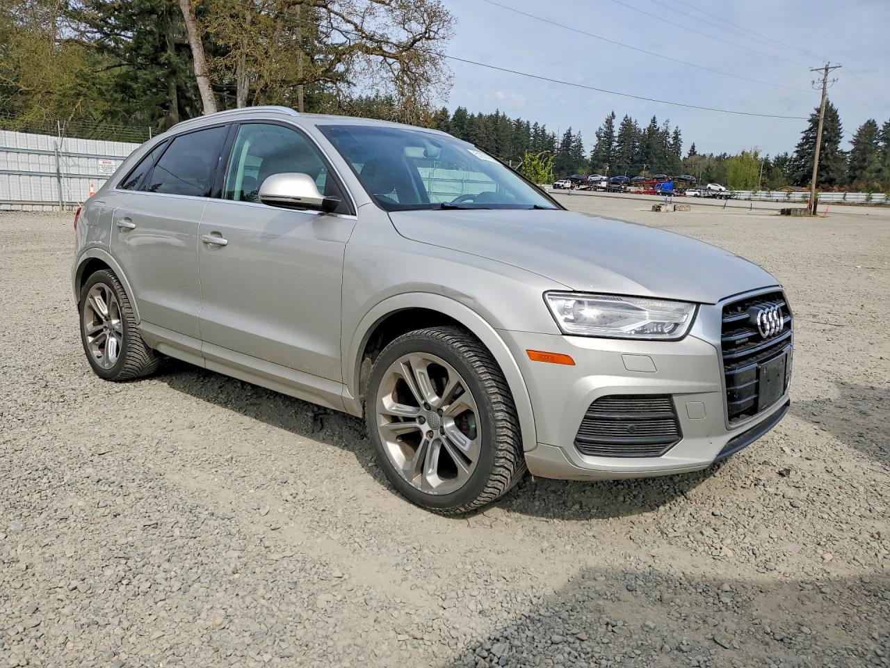 2016 Audi Q3 Premium Plus - zdjęcie 4
