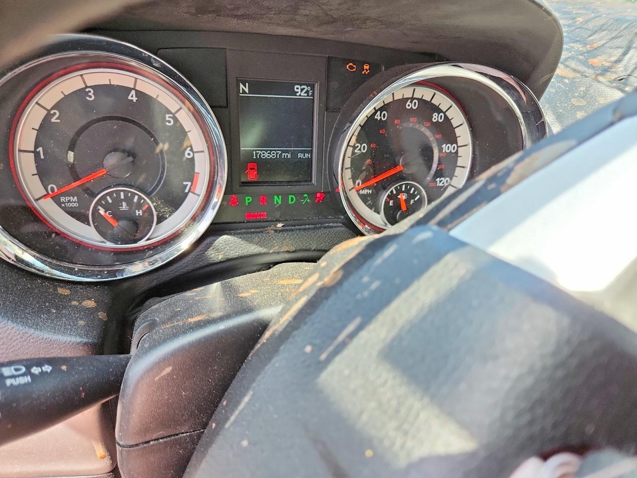 2016 Dodge Grand Caravan R - zdjęcie 9