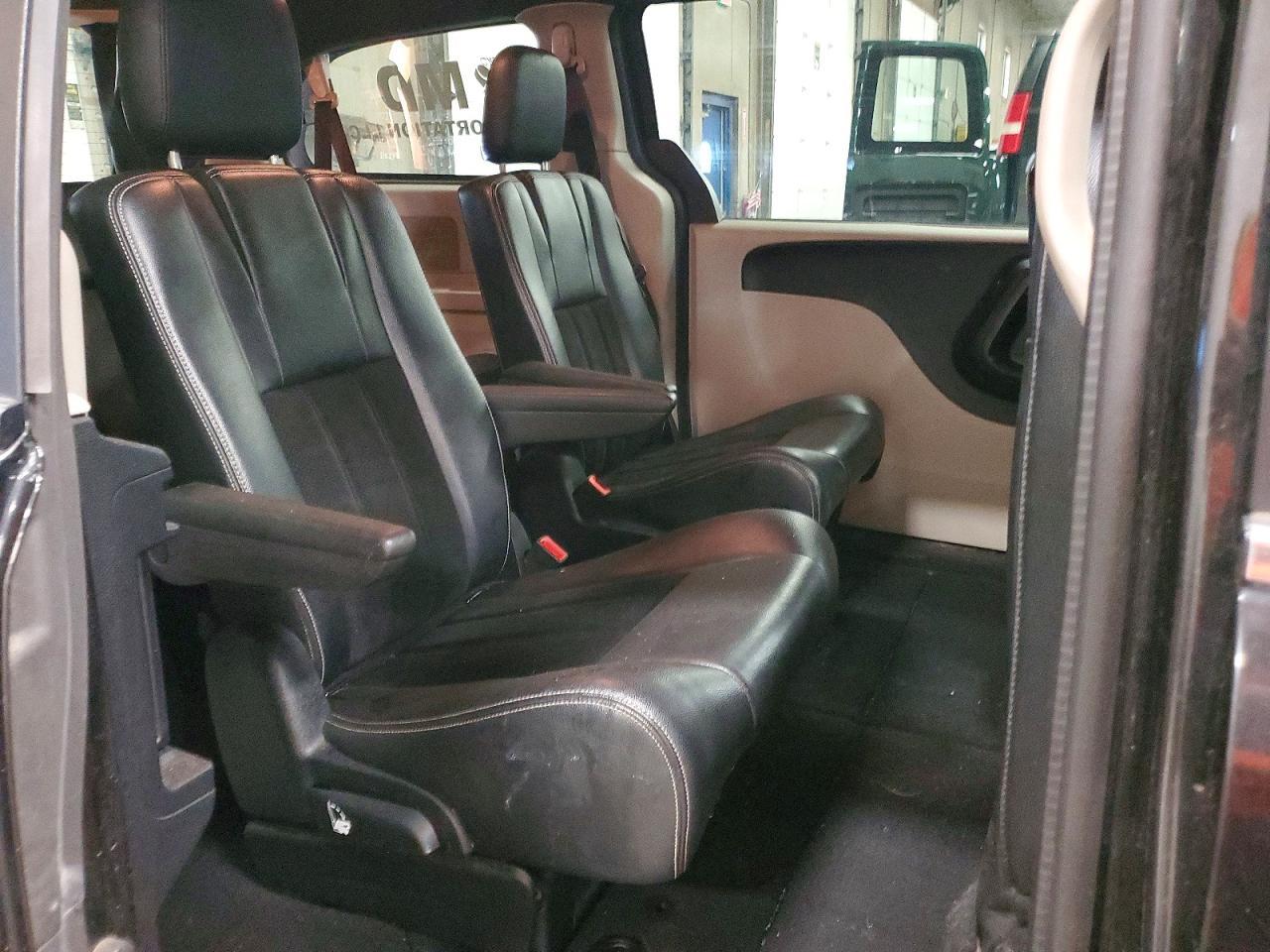 2017 Dodge Grand Caravan Sxt - zdjęcie 11