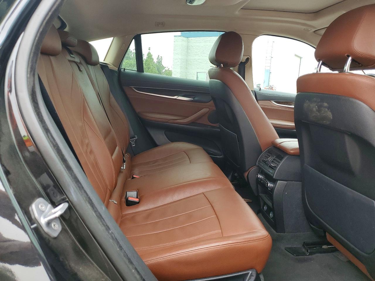 2015 BMW X6 xDrive35I - zdjęcie 11
