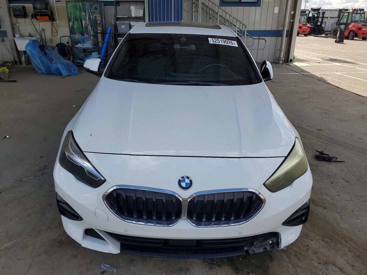 2021 BMW 228I - zdjęcie 5