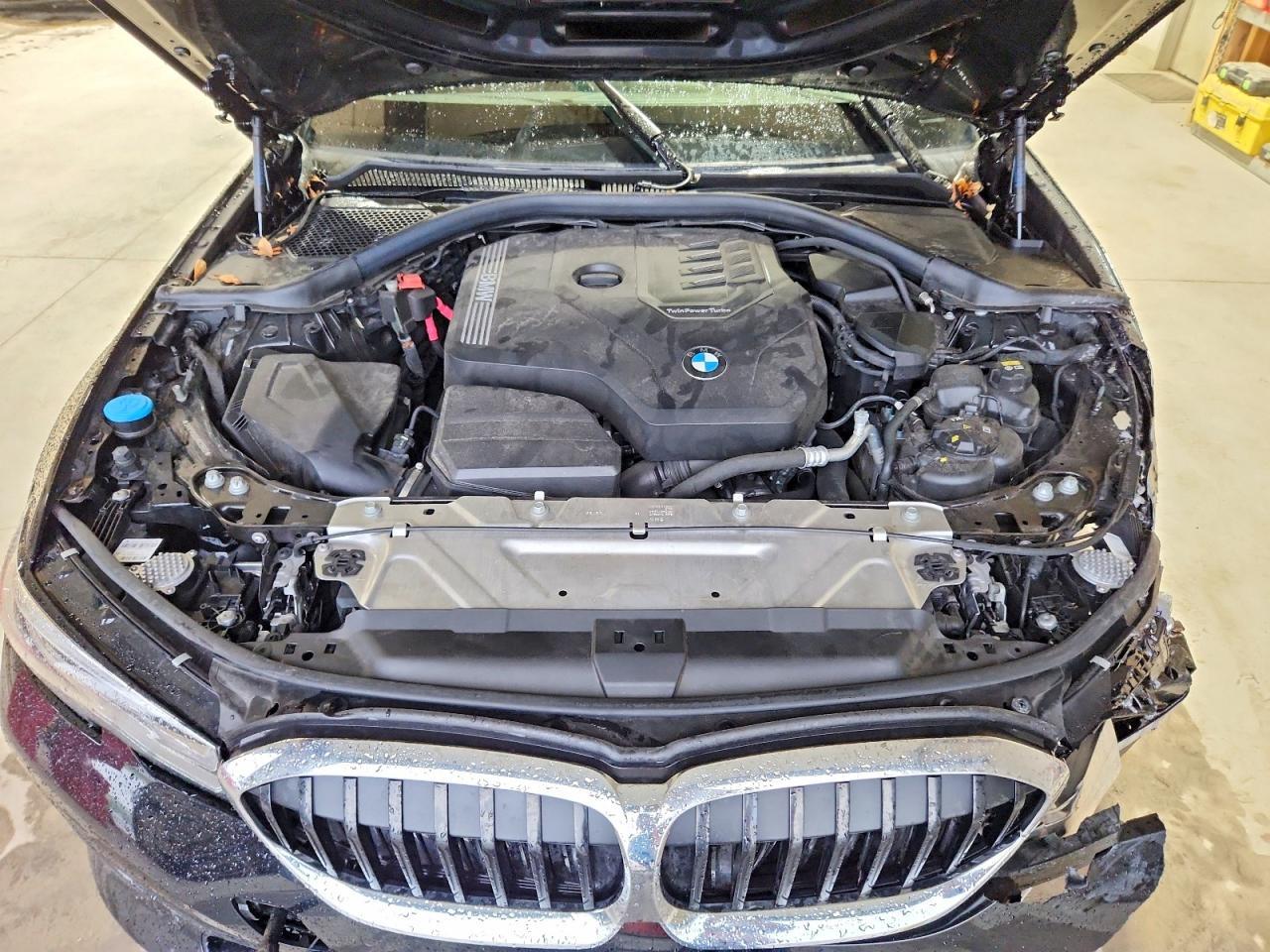 2021 BMW 330I - zdjęcie 11