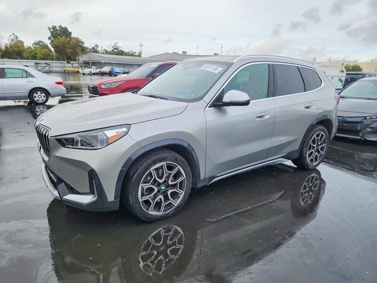 2023 BMW X1 xDrive28I - zdjęcie główne