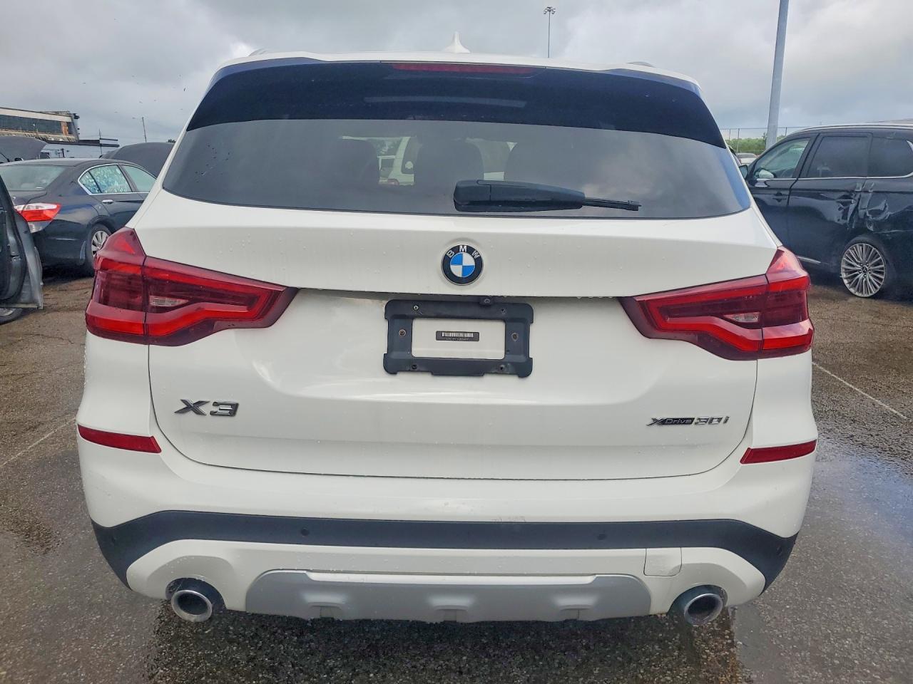 2018 BMW X3 xDrive30I - zdjęcie 6