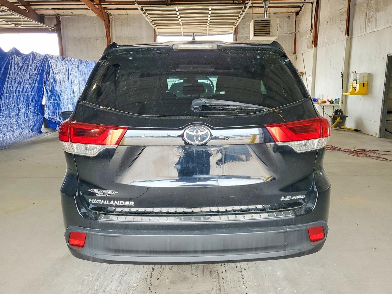 2018 Toyota Highlander Le Plus - zdjęcie 6