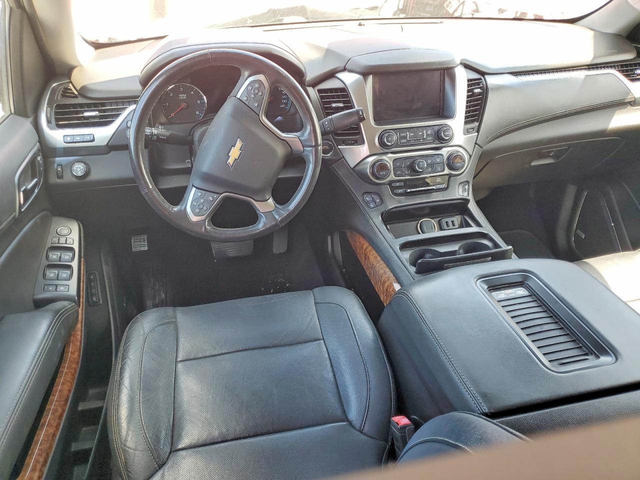 2018 Chevrolet Tahoe C1500 Premier - zdjęcie 8