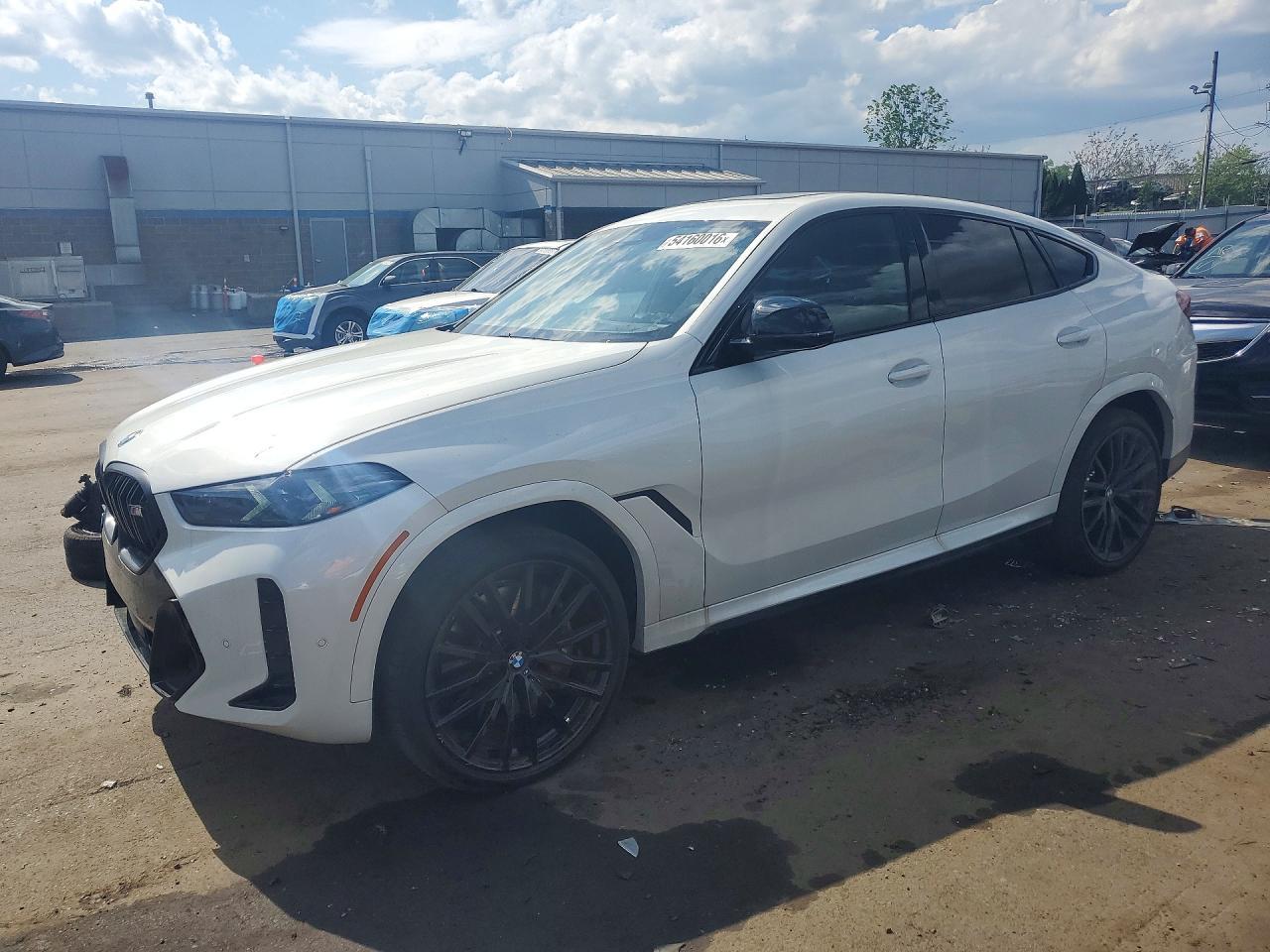 2026 BMW X6 M60I - zdjęcie główne