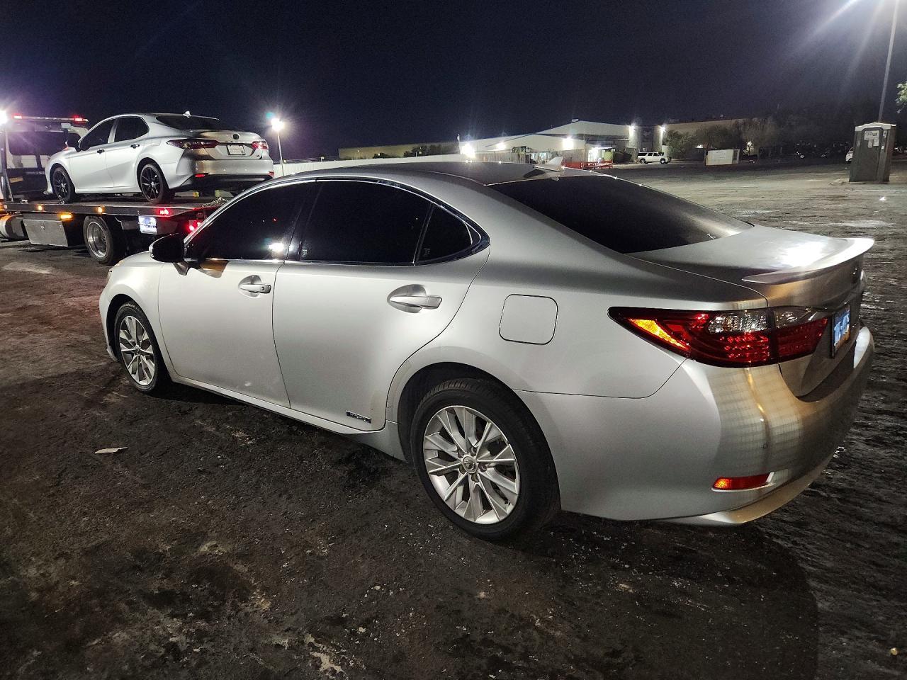 2013 Lexus Es 300H - zdjęcie 2