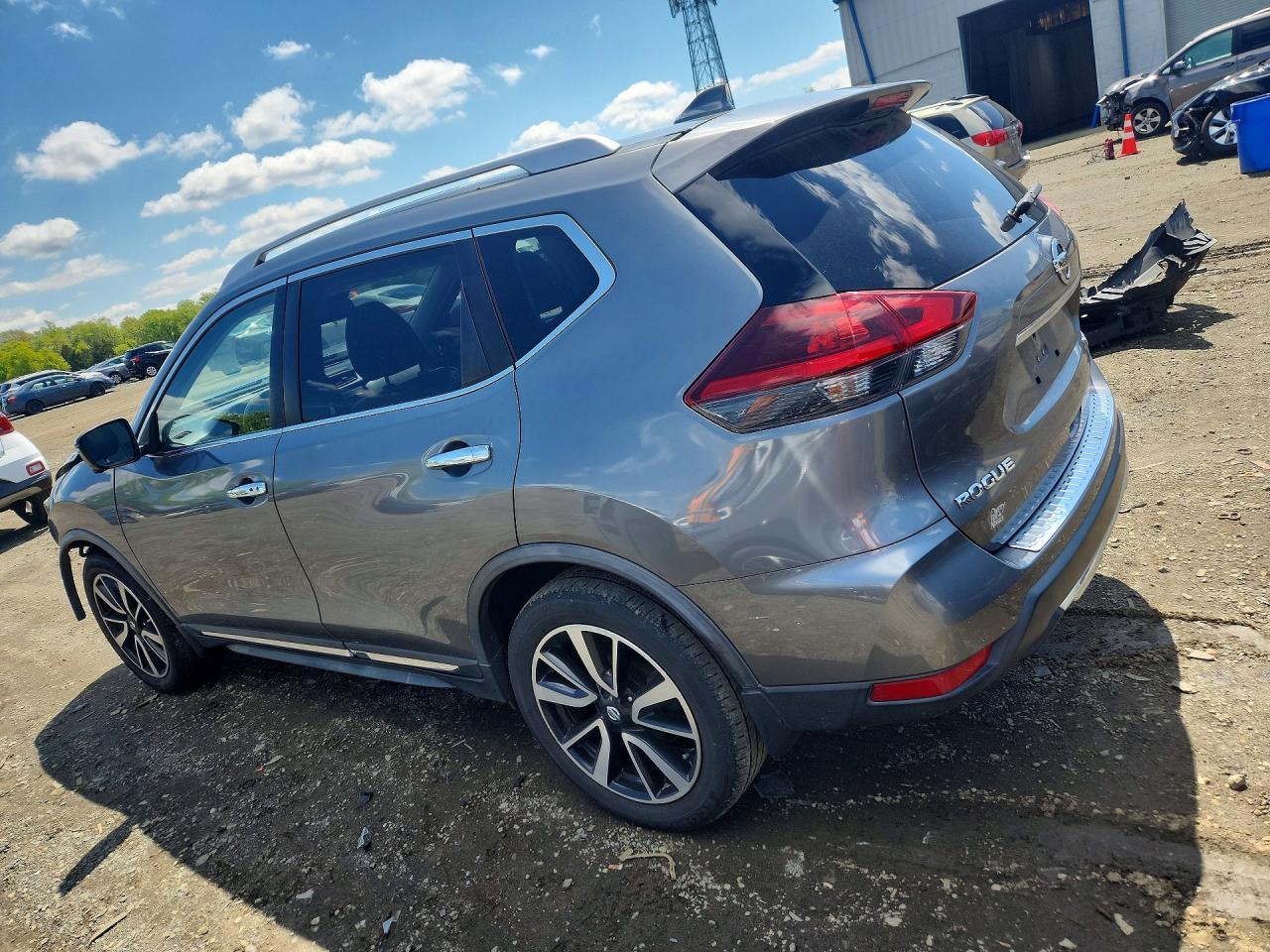 2018 Nissan Rogue Sl - zdjęcie 2