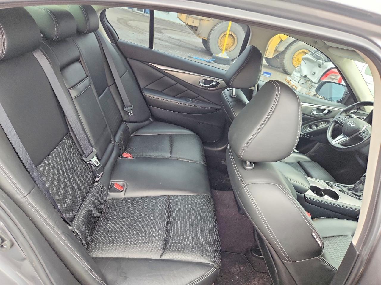 2019 Infiniti Q50 3.0T Luxe - zdjęcie 10